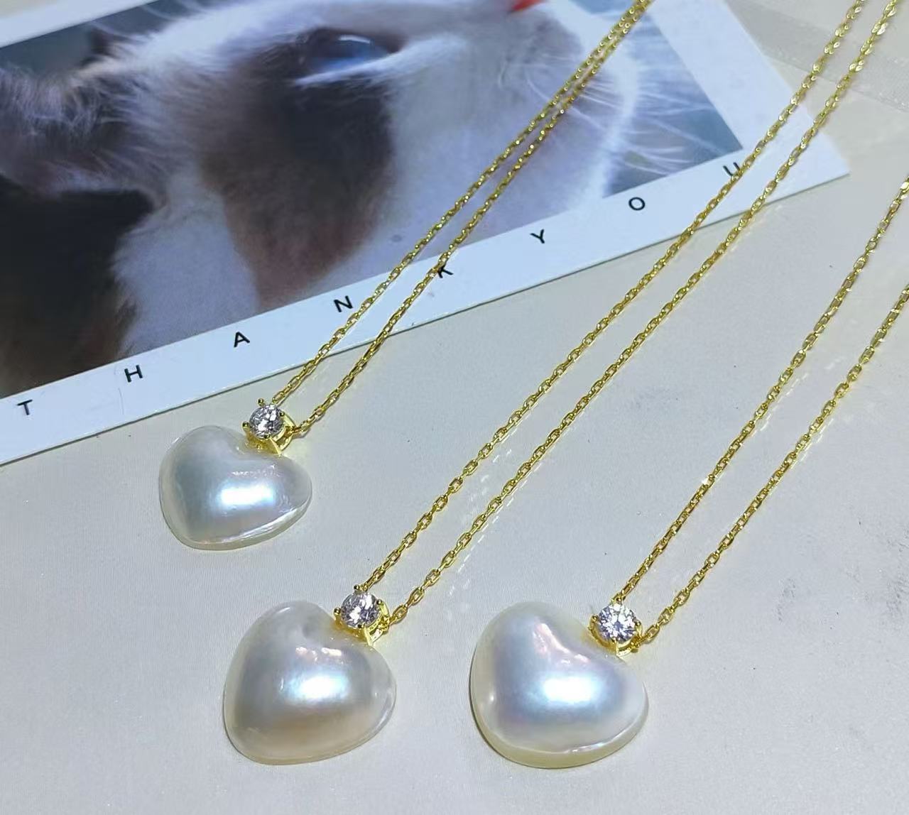 Natural heart-shaped Mabe pearl pendant 17-18mm sterling silver diamond necklace