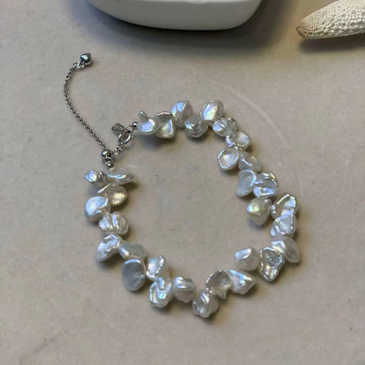 Natural freshwater pearl irregular-shaped petal adjustable bracelet